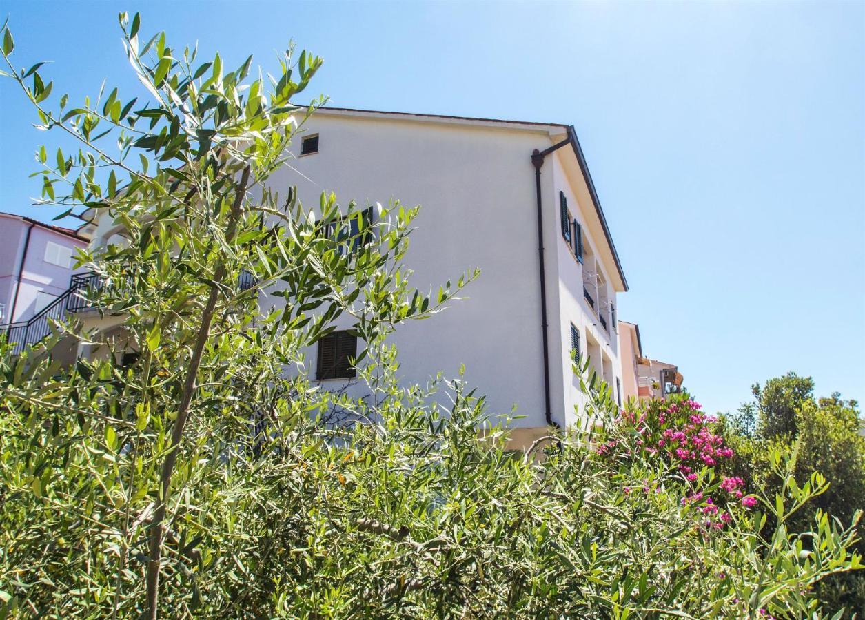 Apartments Olea Rabac Luaran gambar